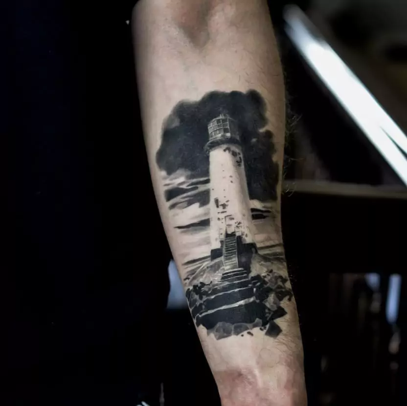 Тату работа мастера школы Art Tattoo